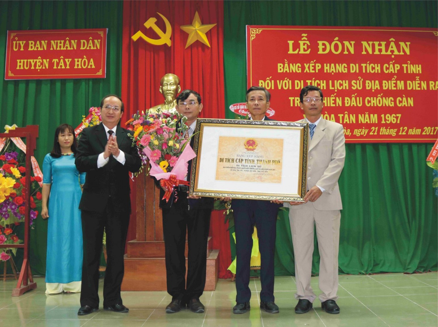 graphic1 compressed1